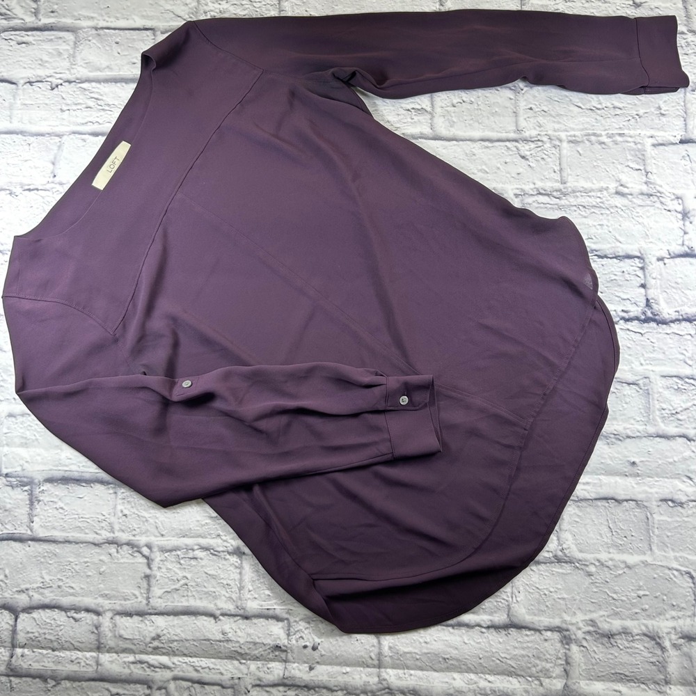 Ann Taylor Loft Women's Plum Purple Long Sleeve Career Blouse Medium